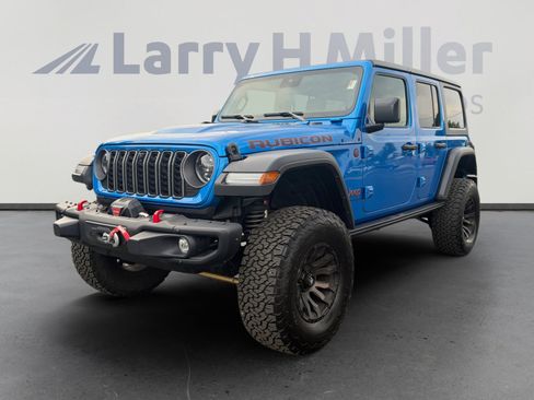 Used 2025 Jeep Wrangler Unlimited Rubicon w/ Steel Bumper Group AWD/4WD image 1