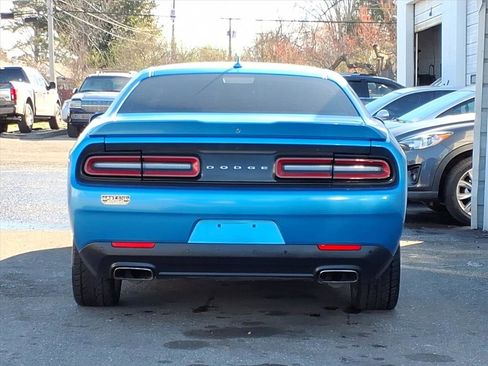 Used 2015 Dodge Challenger SXT Plus w/ Driver Convenience Group image 4