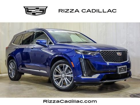 Certified 2025 Cadillac XT6 Premium Luxury image 1