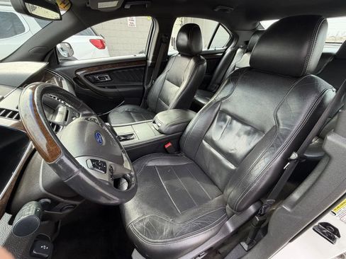 Used 2014 Ford Taurus Limited image 13