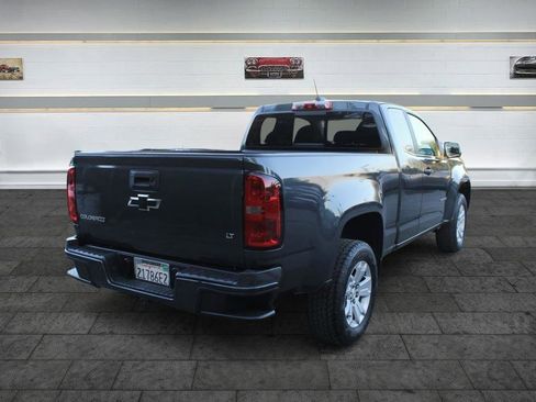 Used 2017 Chevrolet Colorado LT w/ LT Convenience Package RWD image 7