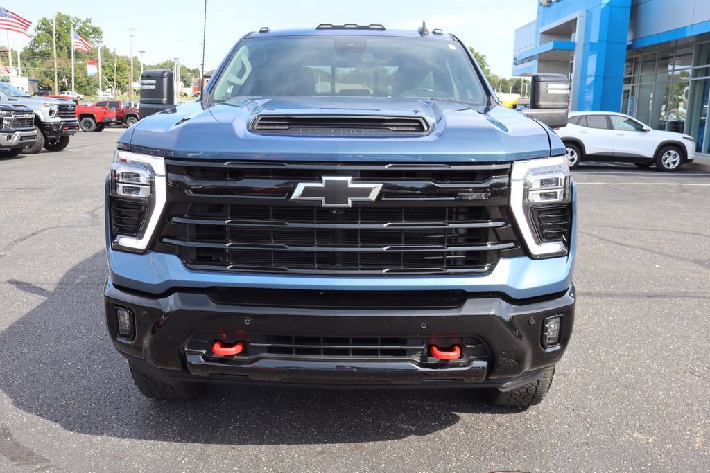 Used 2025 Chevrolet Silverado 3500 LT w/ Trail Boss Package AWD/4WD image 26