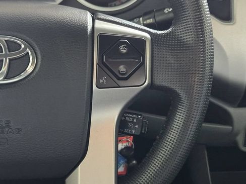 Used 2015 Toyota Tacoma PreRunner w/ SR5 Package RWD image 29