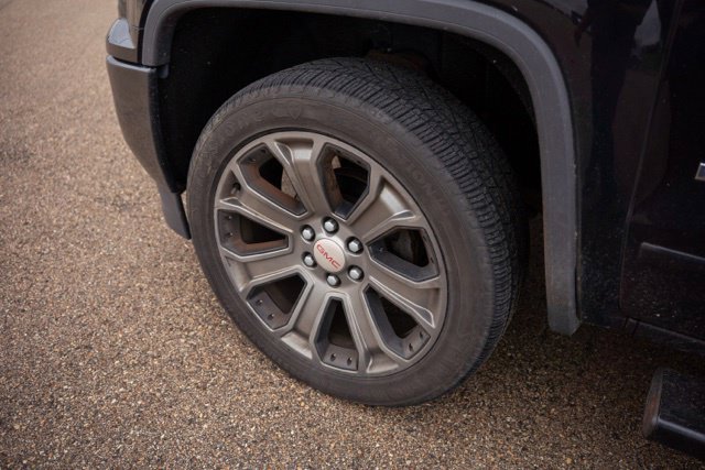 Used 2017 GMC Sierra 1500 Denali AWD/4WD image 12