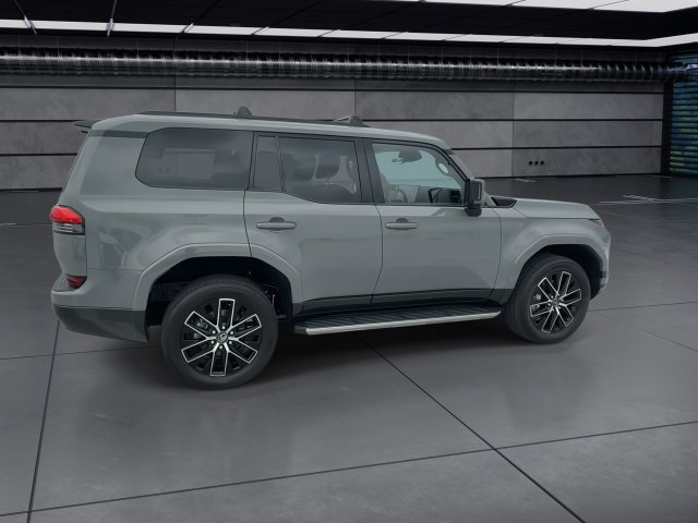 Certified 2024 Lexus GX 550 w/ Cold Area Package AWD/4WD image 9