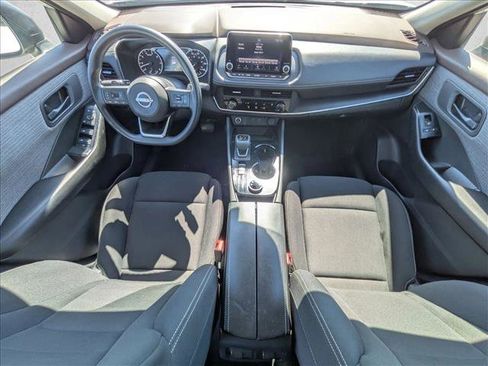 Used 2023 Nissan Rogue S image 18