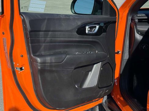 New 2026 Jeep Compass Latitude image 19