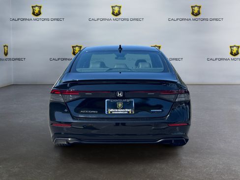 Used 2023 Honda Accord Sport image 4