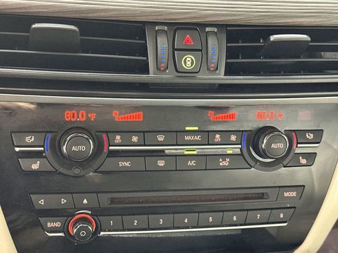 Used 2016 BMW X5 xDrive40e image 23