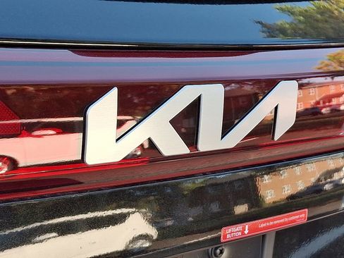 New 2026 Kia Seltos EX image 14