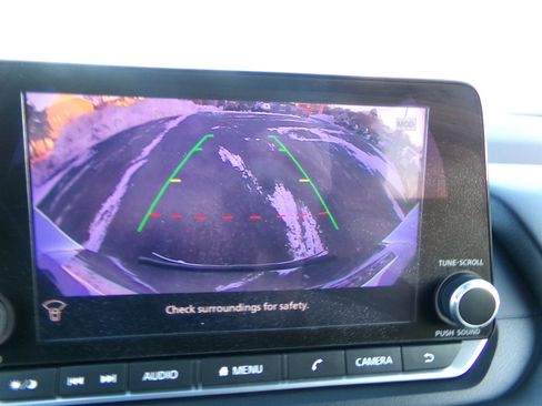 Used 2023 Nissan Rogue SL image 29