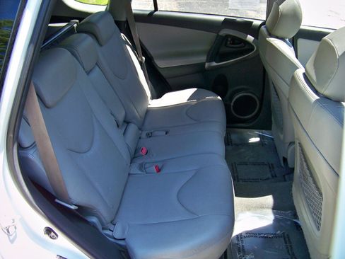 Used 2008 Toyota RAV4 Limited AWD/4WD image 21