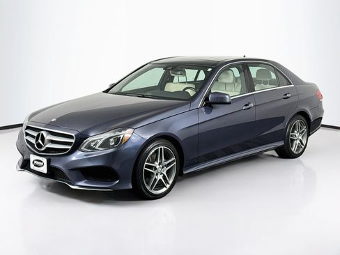 Used 2015 Mercedes-Benz E 400 4MATIC Sedan image 10