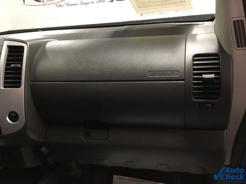 Used 2015 Nissan Xterra PRO-4X w/ Pro-4x Leather Package image 36