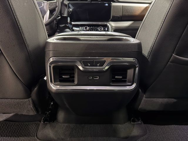 Used 2024 GMC Sierra 2500 Denali w/ Denali Reserve Package AWD/4WD image 22