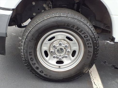 Used 2020 Ford F250 XL w/ Power Equipment Group image 30