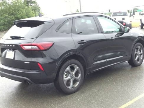 Used 2024 Ford Escape ST-Line image 8