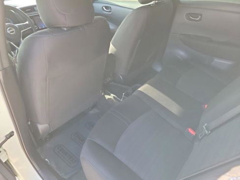 Used 2023 Nissan Leaf S image 11