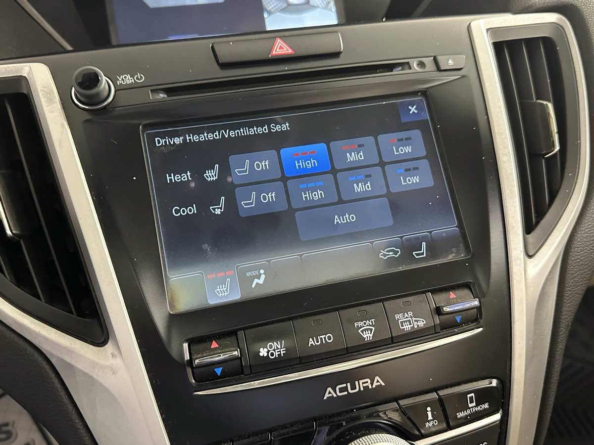Used 2019 Acura TLX w/ Advance Package FWD image 39