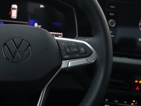 New 2026 Volkswagen Jetta SE image 9