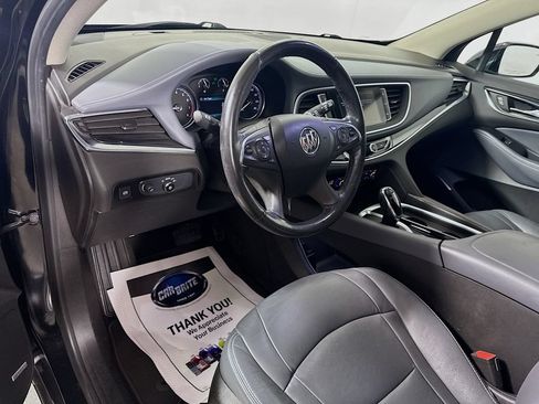 Used 2019 Buick Enclave Premium w/ Experience Buick Package FWD image 9