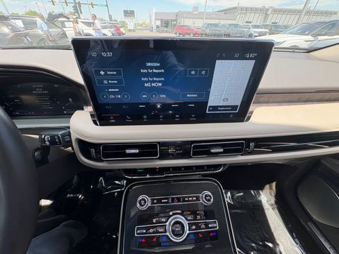 Certified 2023 Lincoln Nautilus Reserve w/ Equipment Group 202A AWD/4WD image 21