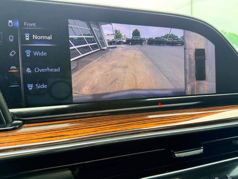 Used 2022 Cadillac Escalade Premium Luxury AWD/4WD image 31