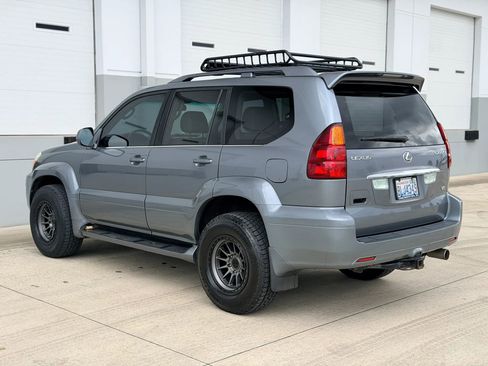 Used 2004 Lexus GX 470 AWD/4WD image 3
