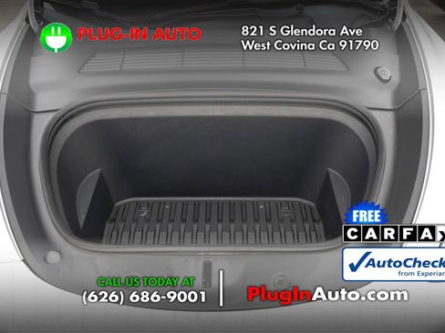 Used 2020 Tesla Model Y Long Range image 14