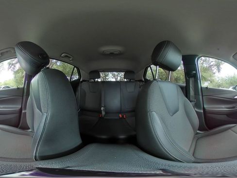 Used 2025 Buick Encore GX Preferred FWD image 39