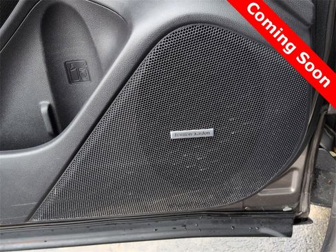 Used 2022 Subaru Forester Limited image 32