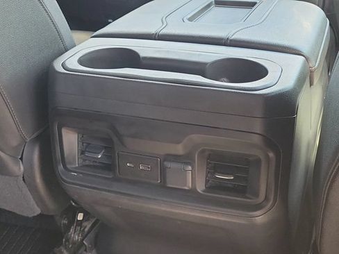 Used 2021 Chevrolet Silverado 1500 LT Trail Boss w/ LT Trail Boss Premium Package AWD/4WD image 6