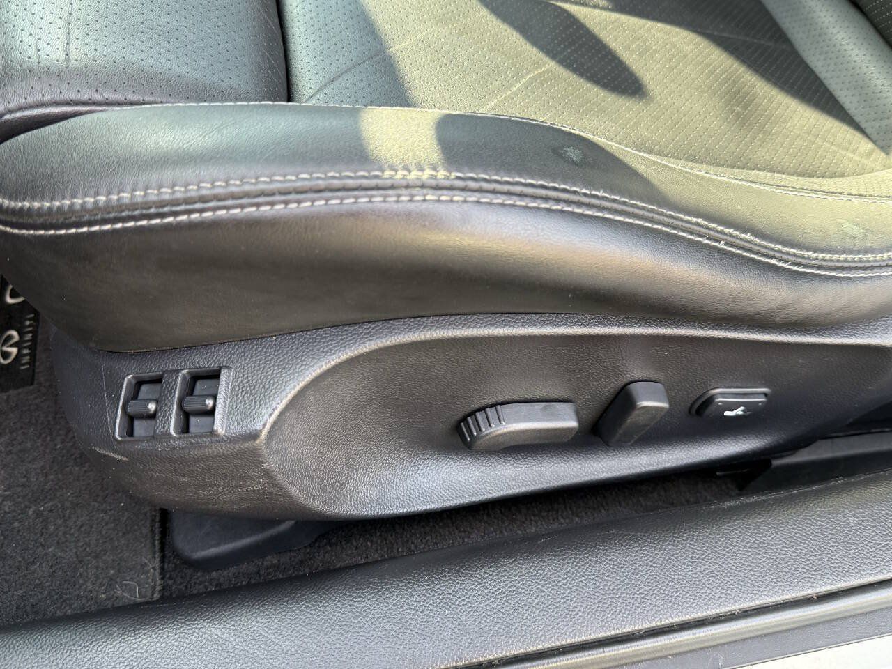 Used 2014 INFINITI Q60 AWD Coupe w/ Premium Package image 14