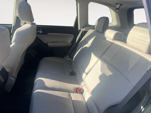 Used 2014 Subaru Forester 2.5i Limited AWD/4WD image 13