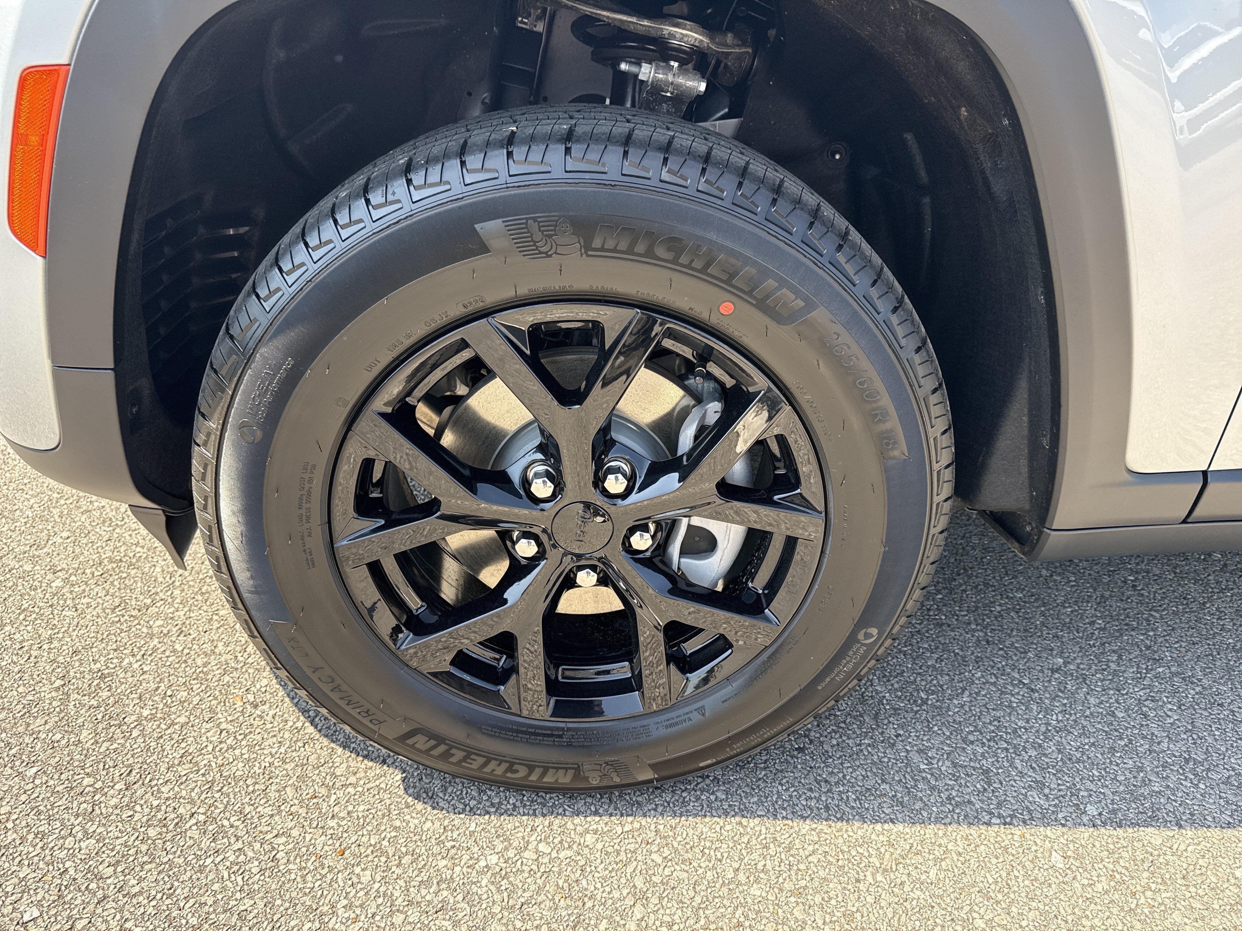 New 2026 Jeep Grand Cherokee Altitude RWD image 12
