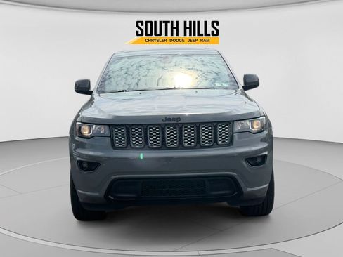Certified 2020 Jeep Grand Cherokee Altitude AWD/4WD image 8