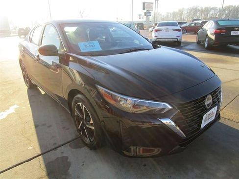 Used 2018 Chevrolet Malibu LT w/ Driver Confidence Package image 5