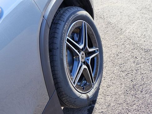 New 2026 Mercedes-Benz GLB 250 4MATIC image 40