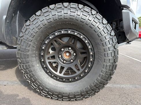 Used 2020 Ford F150 Raptor w/ Equipment Group 801A Mid image 12