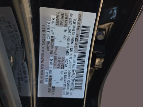 Used 2020 Toyota Yaris L image 19