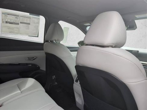 New 2026 Hyundai Tucson Limited FWD image 25