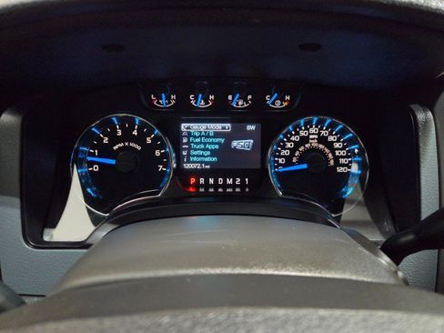 Used 2014 Ford F150 XLT w/ Equipment Group 301A Mid RWD image 44