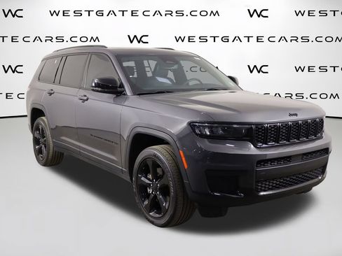 Used 2024 Jeep Grand Cherokee L Altitude RWD image 42