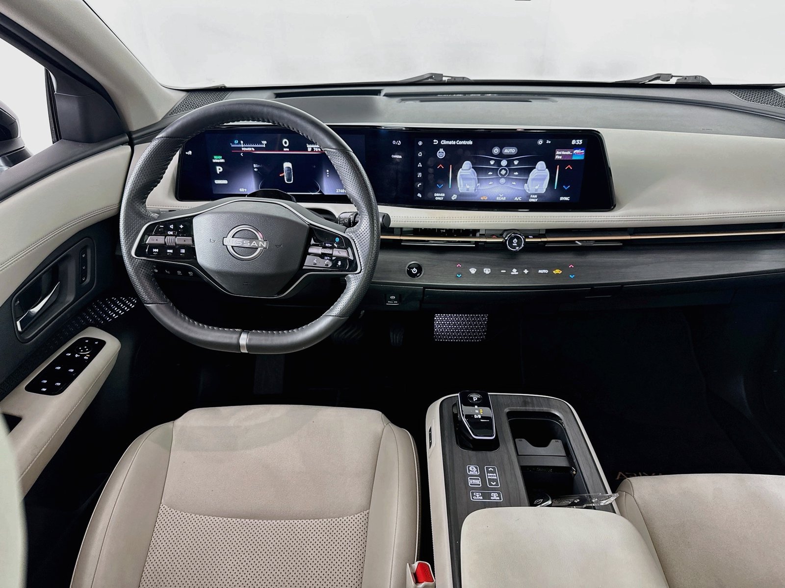 Used 2024 Nissan Ariya FWD image 23