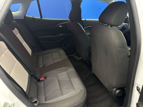 Used 2024 Chevrolet Trax LS image 22