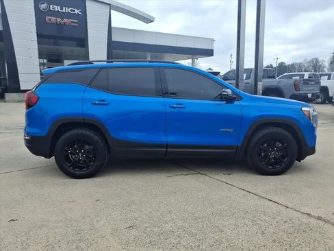 Used 2024 GMC Terrain AT4 w/ Infotainment Package II image 8