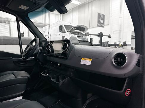 New 2026 Mercedes-Benz Sprinter 3500 image 27