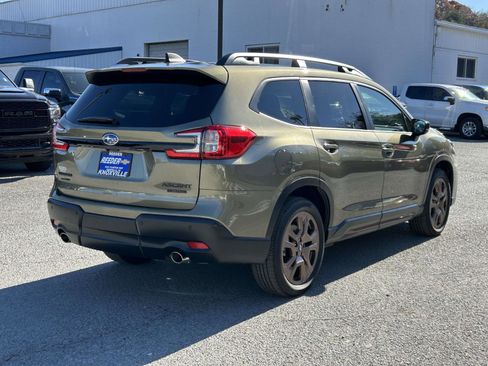 Used 2025 Subaru Ascent Bronze Edition image 3