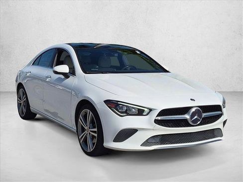 Used 2021 Mercedes-Benz CLA 250 image 3