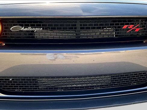 Used 2020 Dodge Challenger R/T Scat Pack RWD image 33